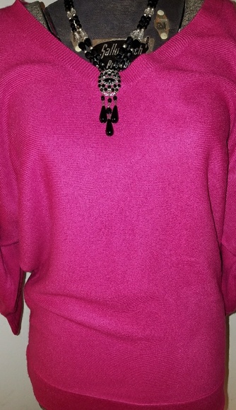 ❤PRICE DROPS❤ Women Tunic - Picture 3 of 7